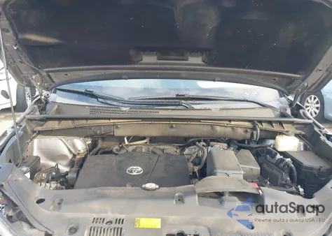 2018 Toyota Highlander Xle z USA, uszkodzony, nr VIN 5TDKZRFHXJS541362